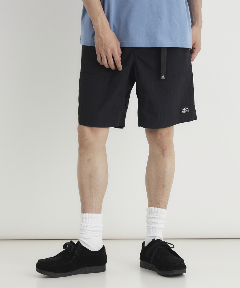 ナイロンベルト付きショートパンツ