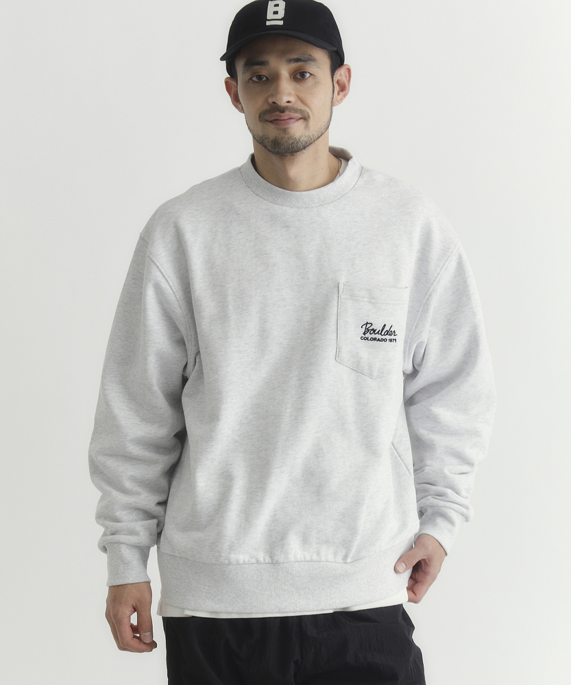 胸ポケット刺繍ロゴクルーネックトレーナー