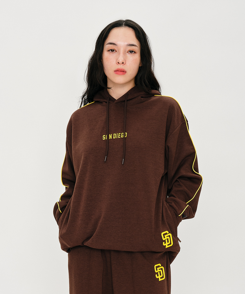 <カートにて10％off：WEB限定/12/8まで>刺繍ロゴスウェットパーカー(セットアップ対応)