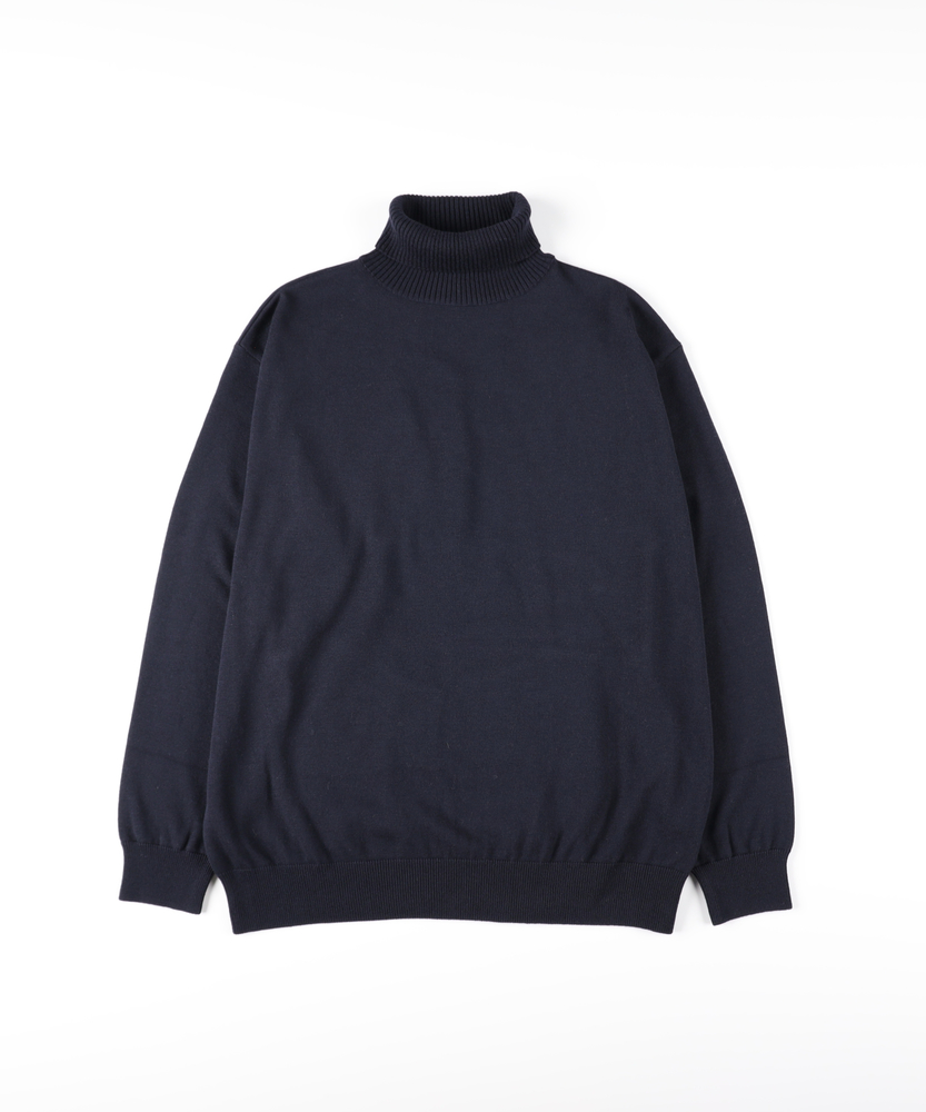 日本製タートルネックセーター