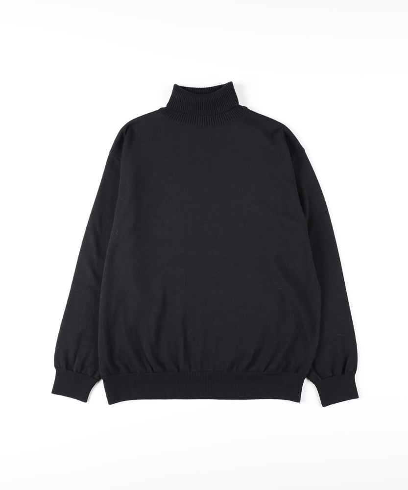 日本製タートルネックセーター