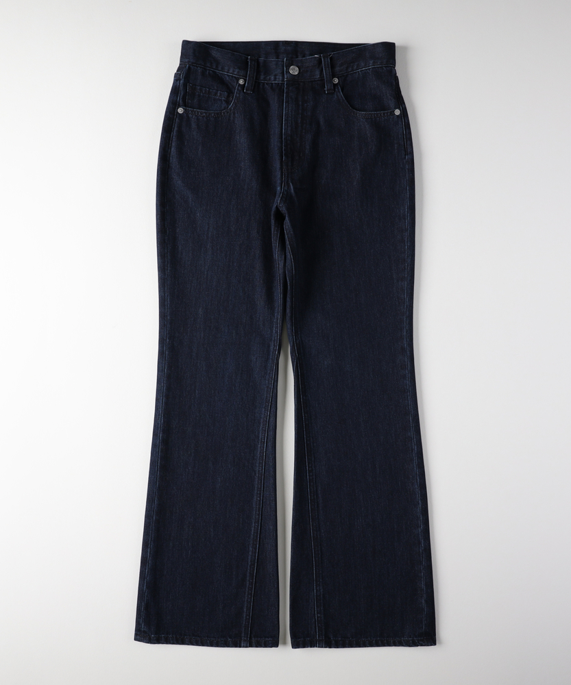 フレアジーンズ（WEB限定価格 10/8～10/13）(S 濃色): ボトムス