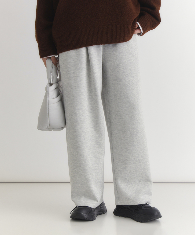 ポンチタックワイドパンツ(WEB限定価格 12/15まで)