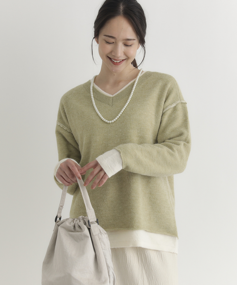 <カートにて10％off：WEB限定/12/8まで>フェイクレイヤードVネックセーター