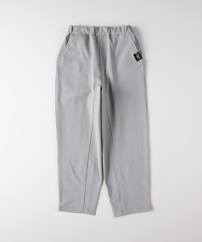 ストレッチテーパードパンツ