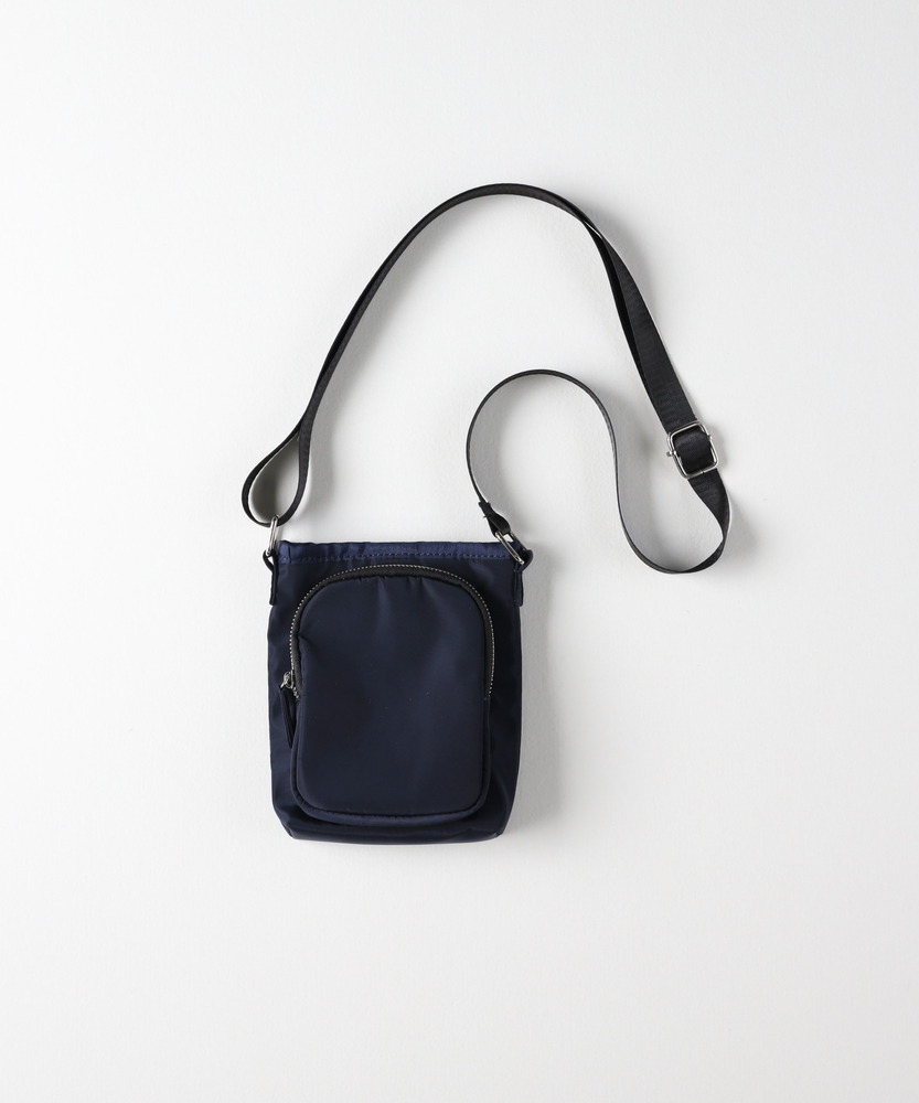 【TOTEME】ミニT フラップ ナプラックバッグ ネイビー Mini T-Flap Naplack bag navy – TOTEME