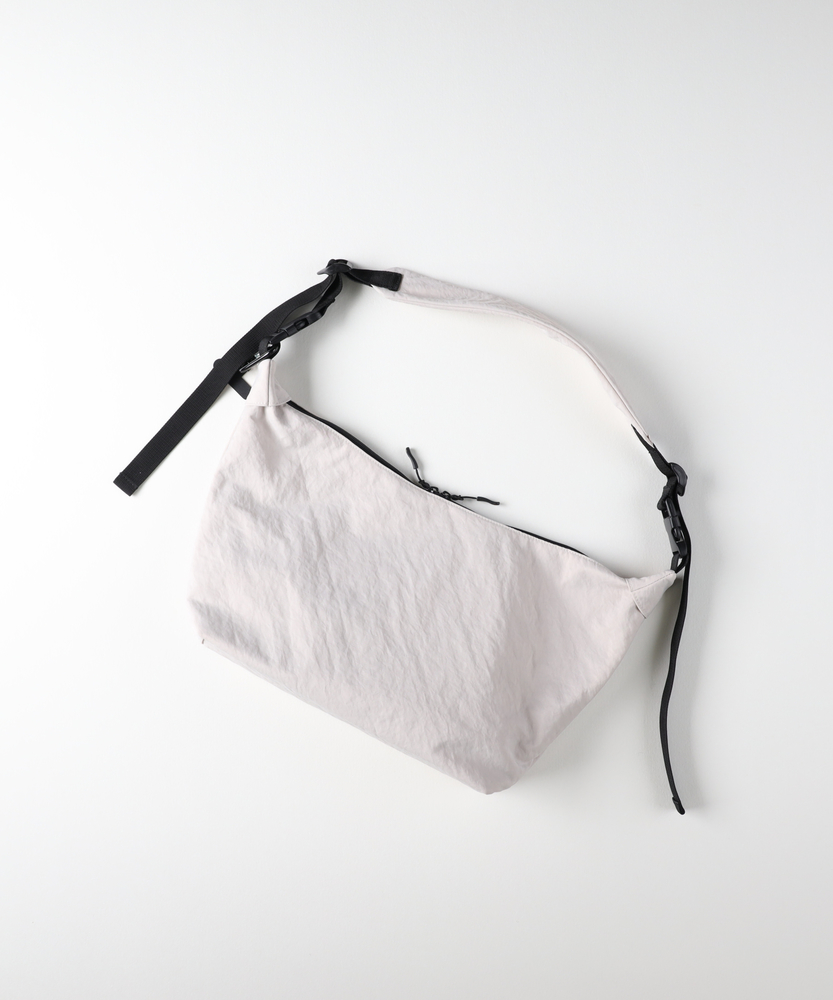【LYN】Brighton ショルダーバッグ オフホワイト OFF-WHITE オフホワイト レディース ショルダーバッグ