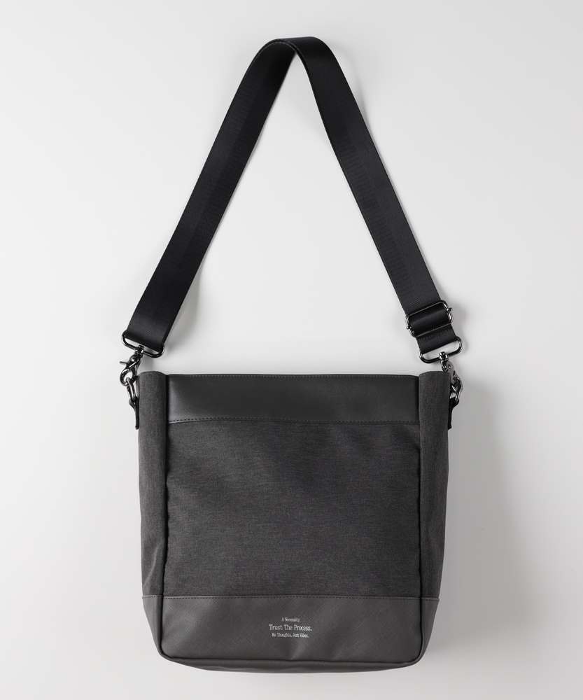 杢調ポリコンビスクエアショルダーバッグ