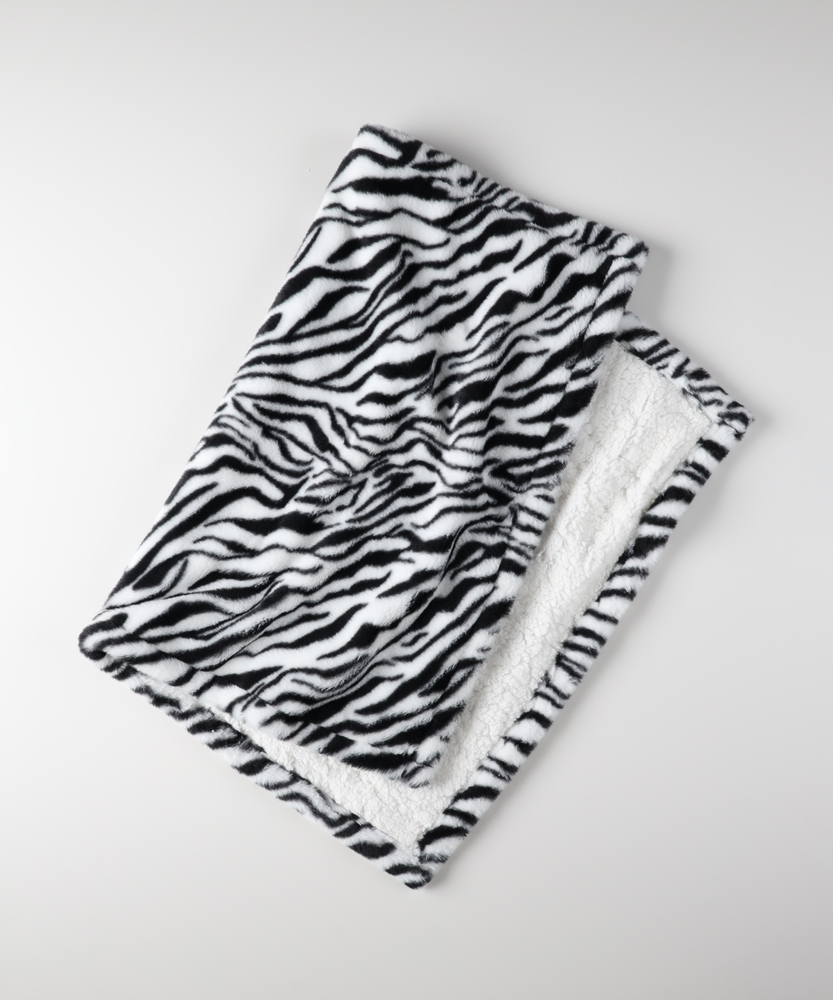 アニマル柄ブランケット