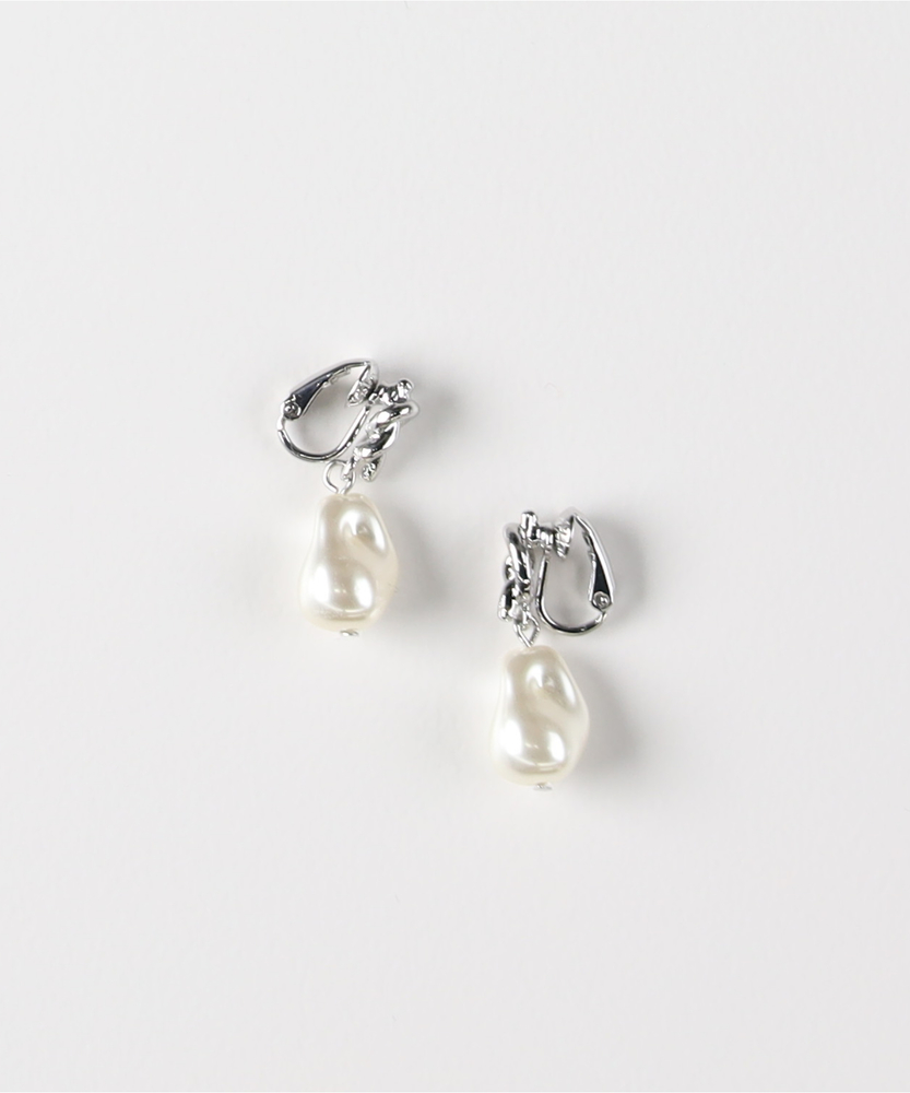 プチパールイヤリング