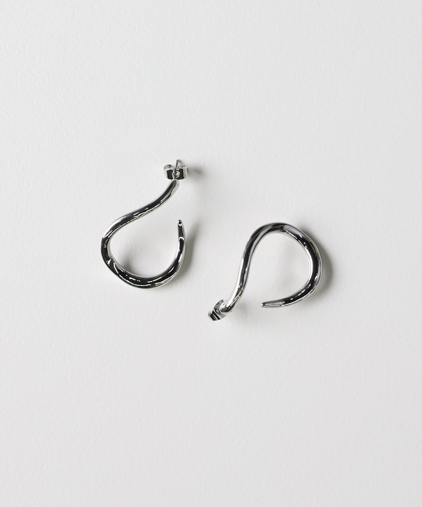 変形フープピアス(ONE SIZE シルバー): ファッション雑貨｜Right-on