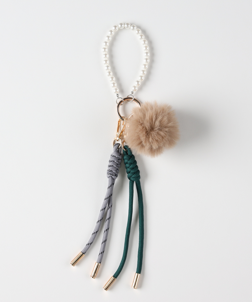 コードファーチャーム