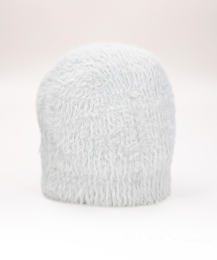 THE TOE シャギーニット　ホワイト Pigalle shaggy Vneck knit – THE TOÉ