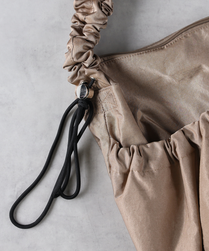 ベージュ ハンドバッグ fit=scale-down,w=1200