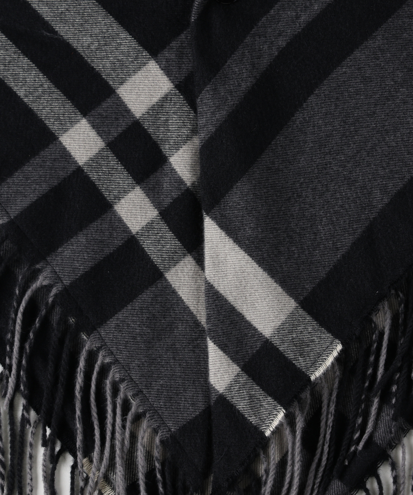 グレースコンチネンタル ストール　ポンチョ　チェック　ファー　ラクーン グレースコンチネンタル ストール ポンチョ チェック ファー