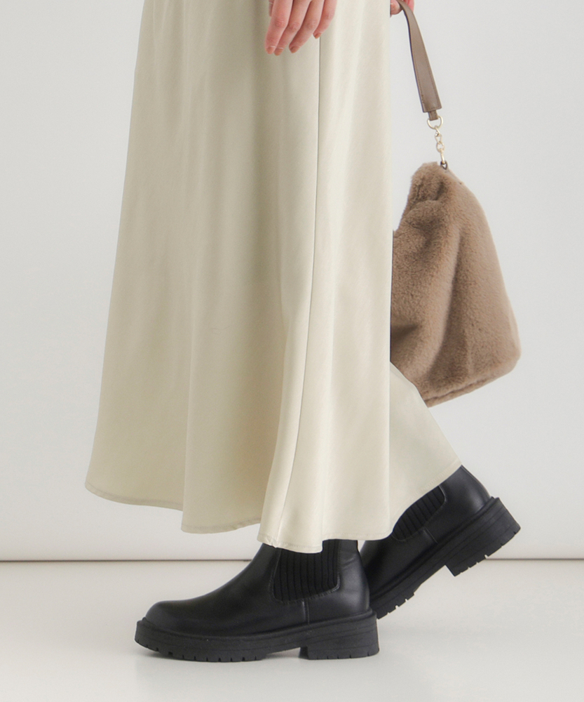 サイドゴアミドルブーツ