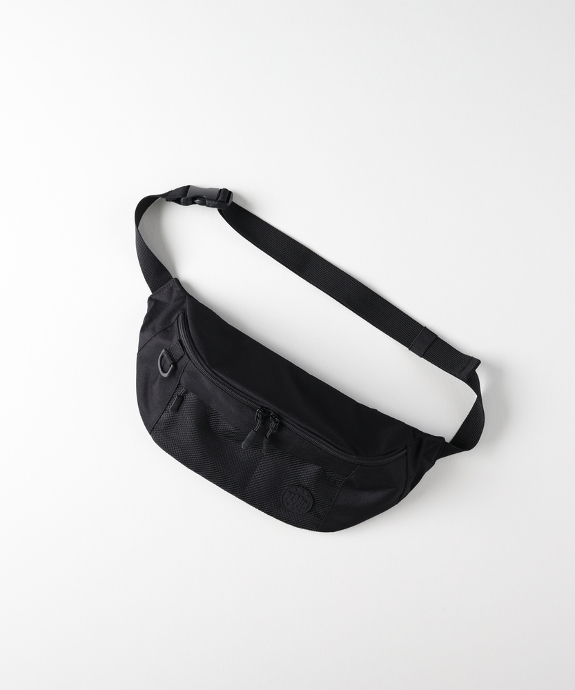ひらめ　ジバンシー　バック　黒　メッシュ　新品同様　お箱あり GIVENCHY ジバンシィ ポケット ショルダーバッグ 6色 1559