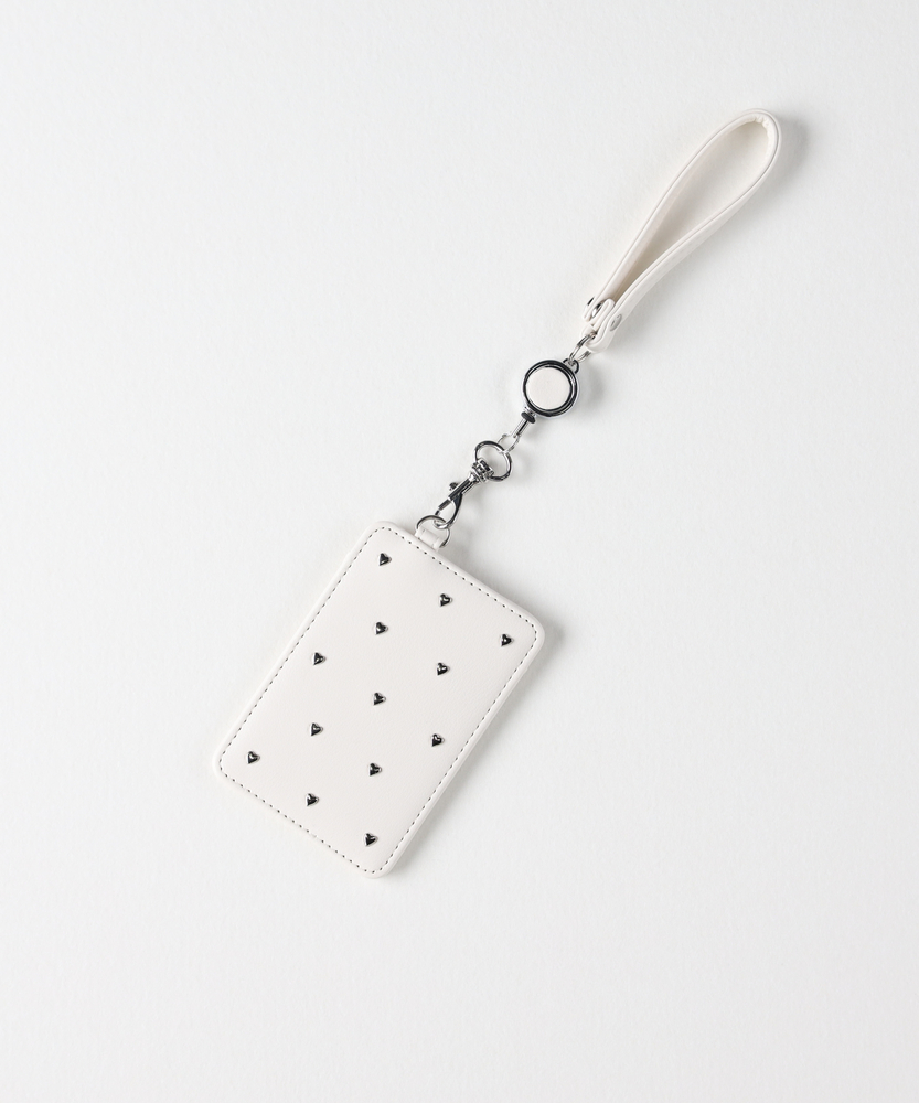 メニーハートパスケース