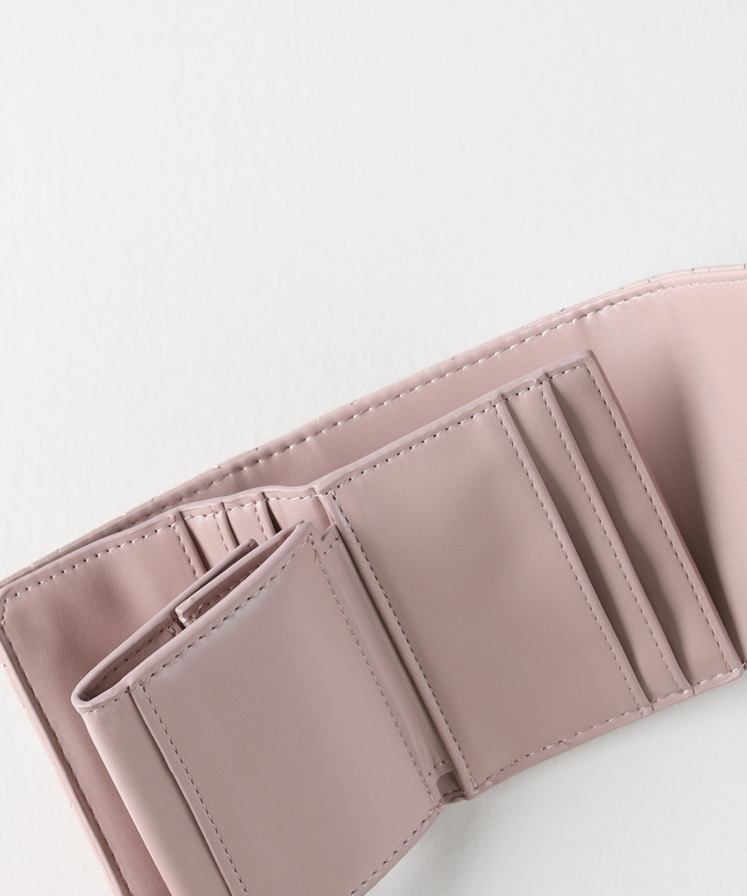 chiiiibag ピンク 三つ折り財布 値下げします 361bd935a5fb32757a5123e57c4f24