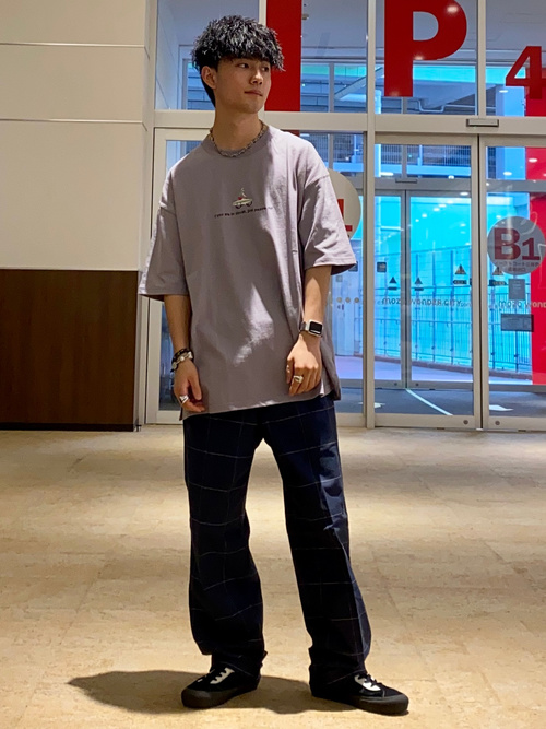 スタッフコーディネート ジーンズセレクトショップ ライトオン